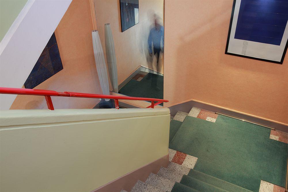 Escurial - Centre Gare Hotel 3*