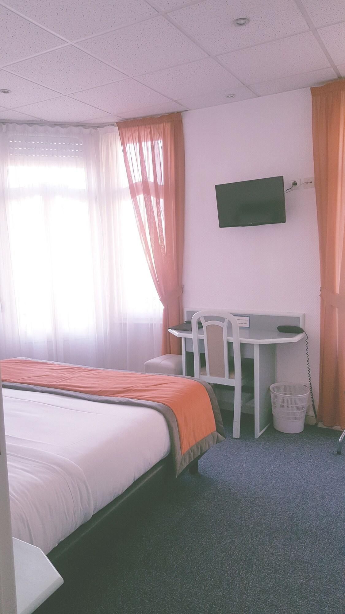 Hotel Escurial - Centre Gare 3*