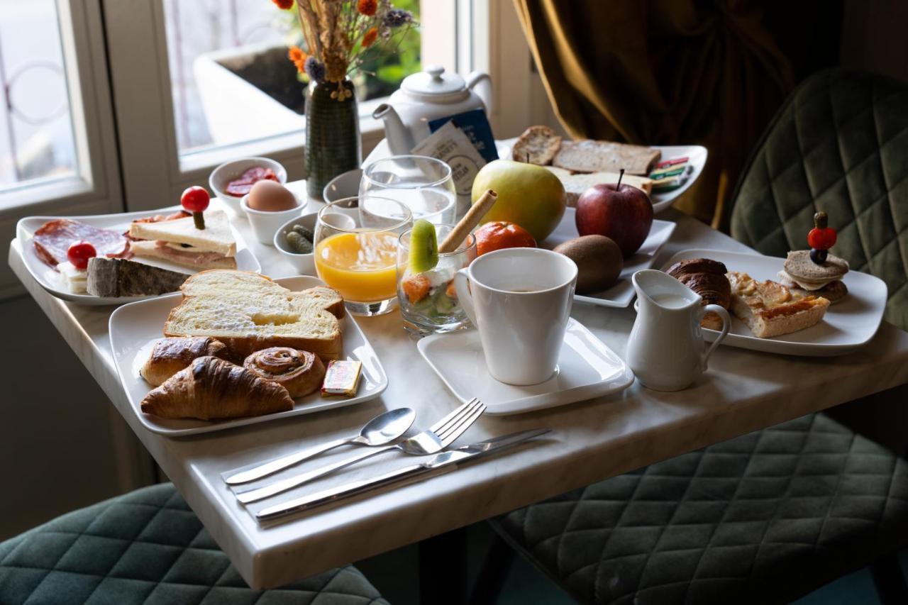 Hotel Escurial - Centre Gare 3*